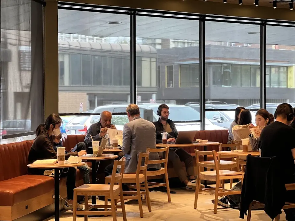 Starbucks photo 1