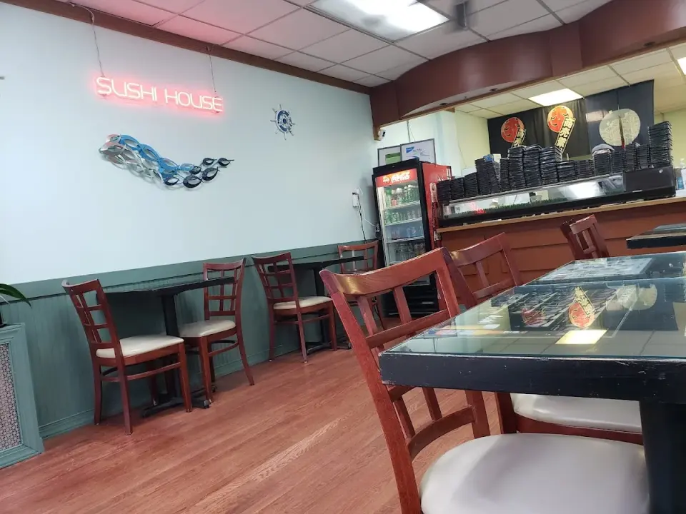 Sushi House photo 1