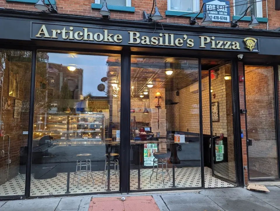 Artichoke Basille’s Pizza photo 1